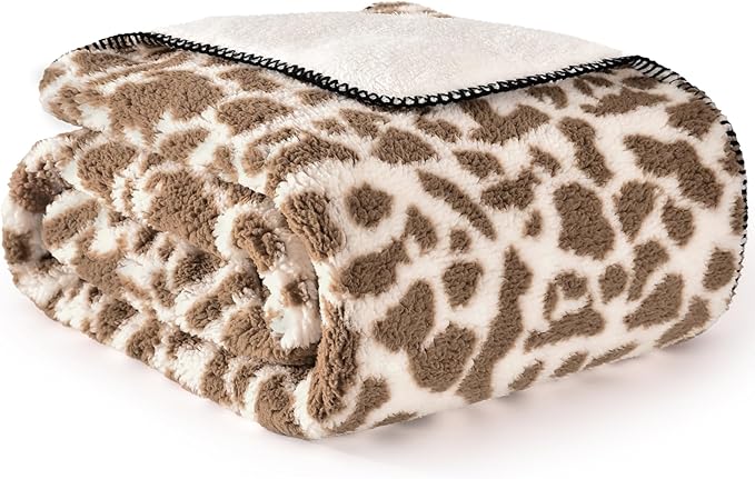 PHF Giraffe Print Sherpa Fleece Throw Blanket - Image 7