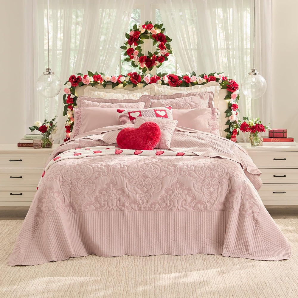 BrylaneHome Amelia Bedspread