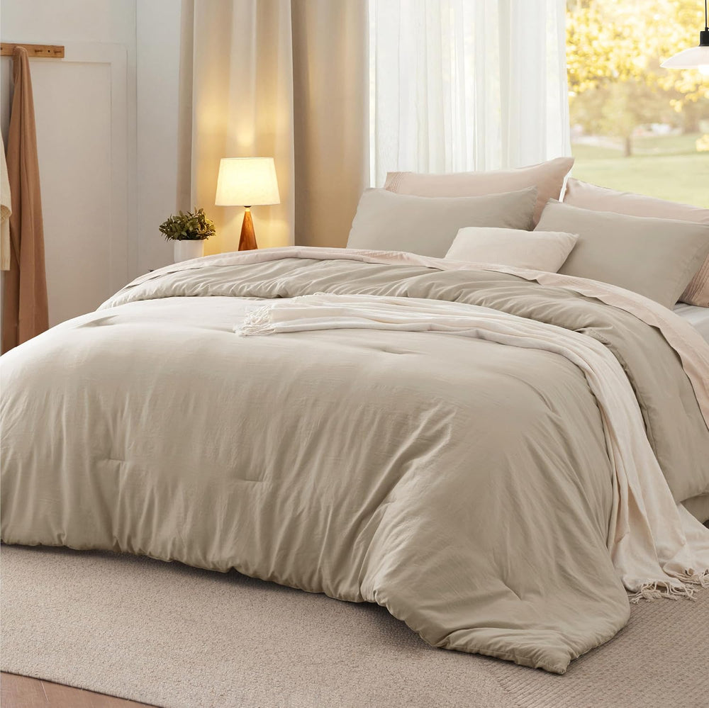 Bedsure King Comforter Set Prewashed Soft Bedding Set 3Pcs Sand 104"x90&...