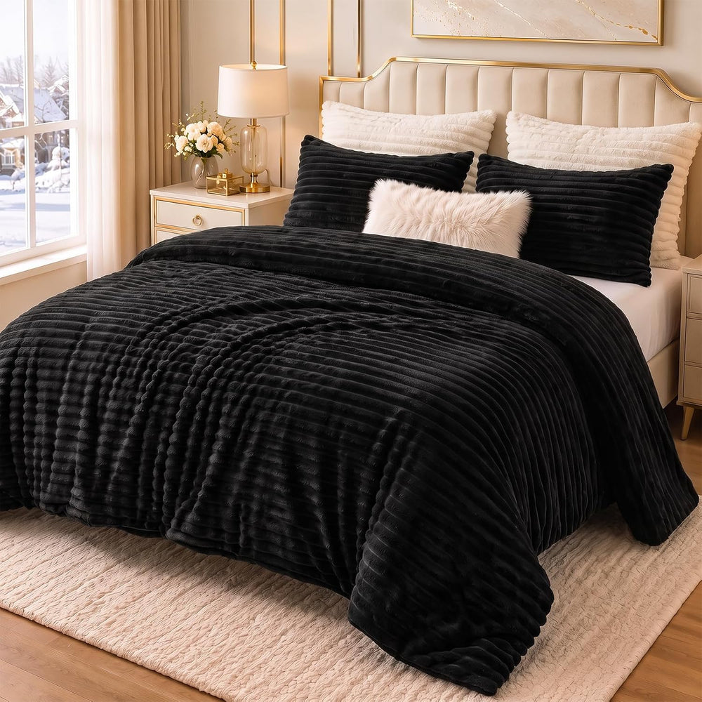 Fleece Oversized Queen Comforter Sets, 3 Piece Warm Black Bedding