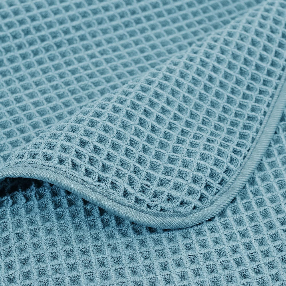 POLYTE 430 GSM Poly Blend Microfiber Quick Dry Waffle Bath Towel, 30x60 in
