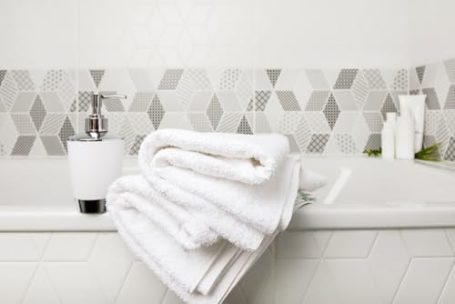 zuperia white bath towels bulk 12 pack (22, package contents
