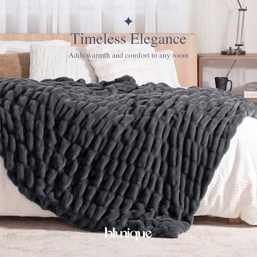 double-sided faux fur throw blanket, 1000 gsm ultra, package contents