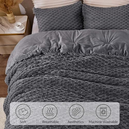 bedelite fluffy queen comforter set, dark grey fleece, close-up detail