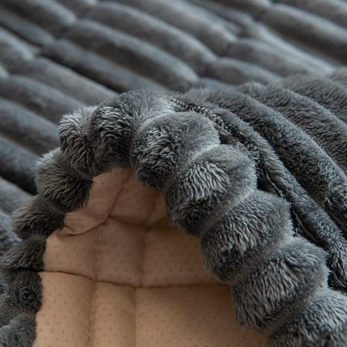 Non Slip Fuzzy Pet Couch Covers - Image 6