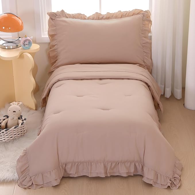 Wowelife 4 Pieces Toddler Bedding Sets by WOWELIFE
