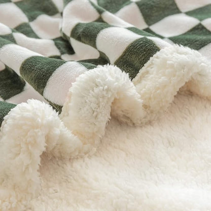 LOMAO Sherpa Throw Blanket Fleece Blanket - Image 3