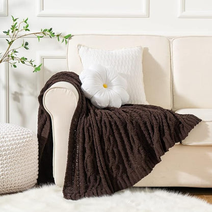Battilo Dark Brown Throw Blanket - Image 4