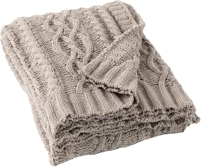 Battilo Light Grey Throw Blanket - Image 9