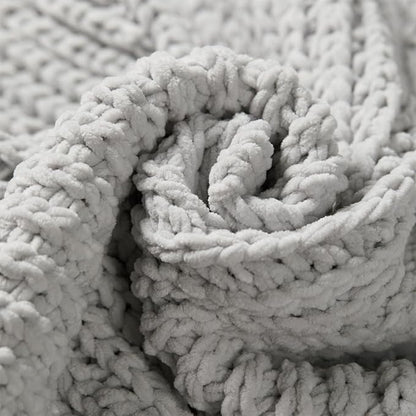 Amélie Home Chevron Chenille Knit Throw Blanket - Image 9