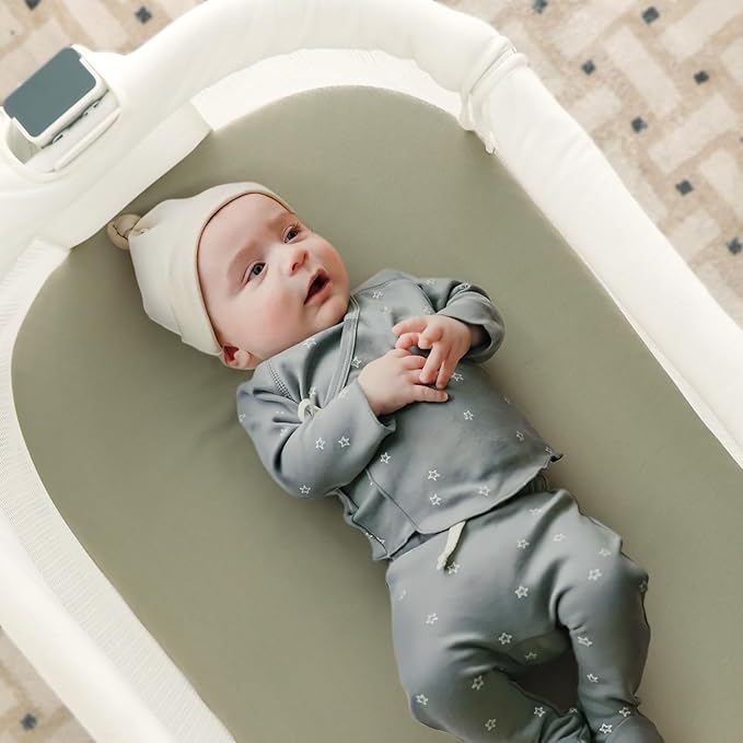 GRSSDER Stretchy Ultra Soft Fitted Bassinet Sheet 2 Pack, Universal Fit - Image 5