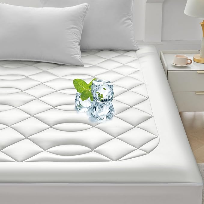 Cooling Mattress Topper Queen Size by STWIENER