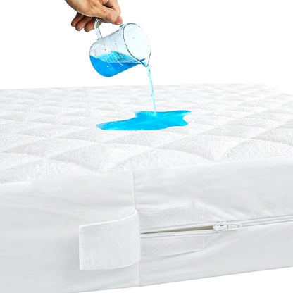 Waterproof Quilted Crib Mattress Encasement, Zippered Crib Mattress Protector by Bilobanbabybedding