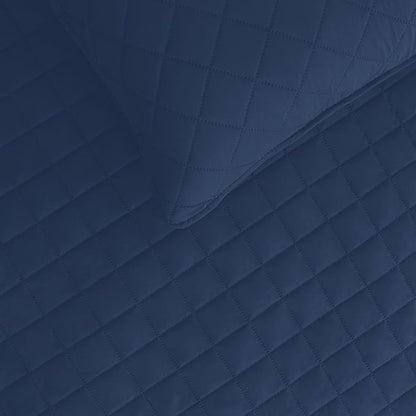 Easy-Going Queen Plus Size Reversible Quilt Set - Image 4