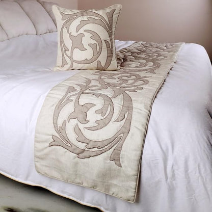 The HomeCentric Designer Ivory & Beige Full 68 x 18 inch Bed Runner Without - Image 4