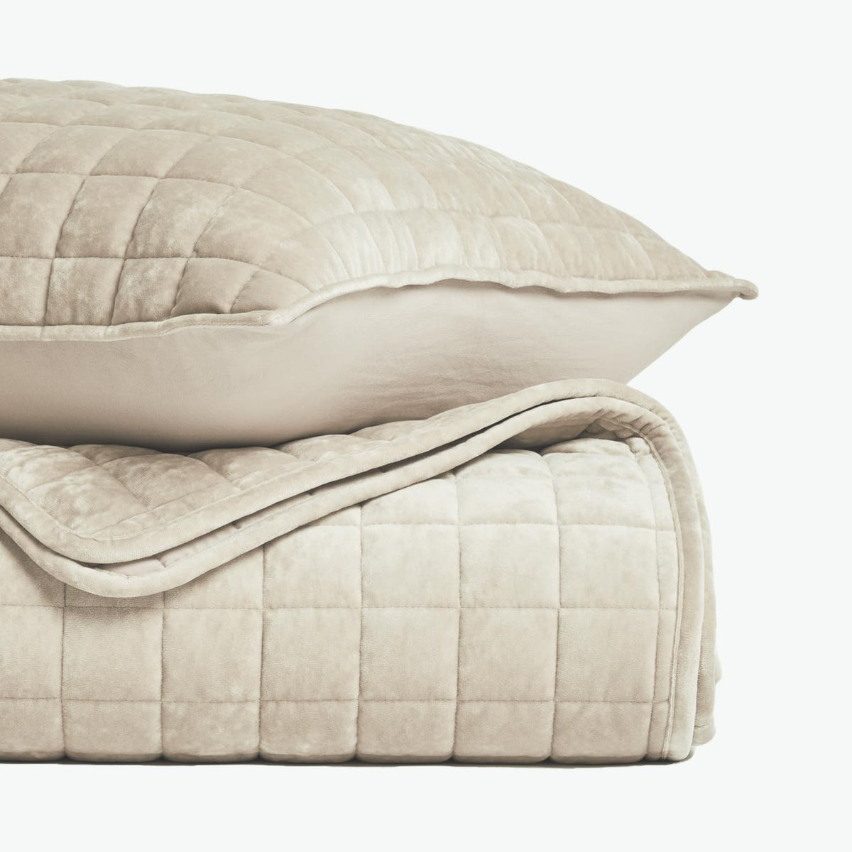 recyco channel box stitch velvet quilt set, king showing dimensions