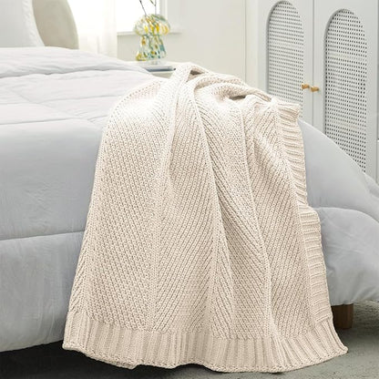 Amélie Home Chevron Chenille Knit Throw Blanket - Image 9