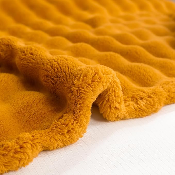 YUSOKI Luxury 3D Bubble Throw Blanket 3.1lb, All Ages, Home Decoration - Image 7