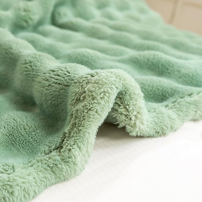 YUSOKI Luxury 3D Bubble Throw Blanket 3.1lb, All Ages, Home Decoration - Image 7