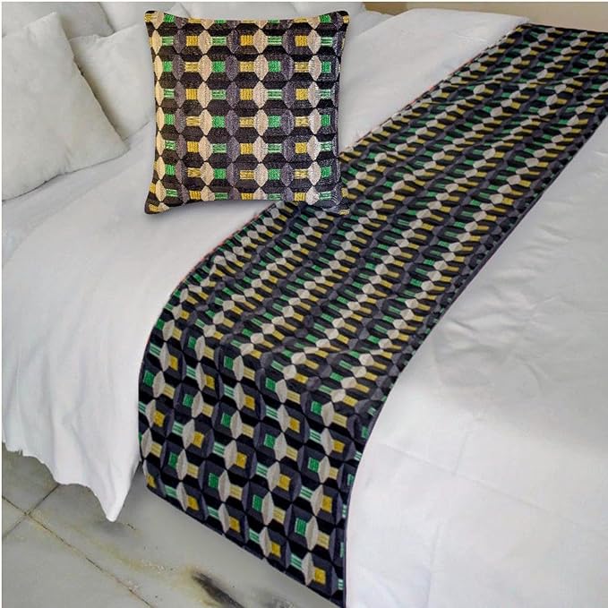 The HomeCentric Green Bed Runner - Image 2