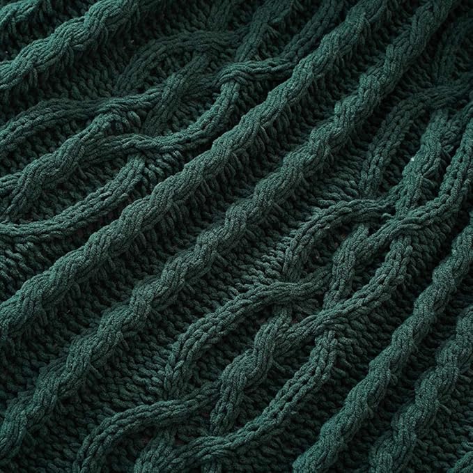 Battilo Christmas Dark Green Throw Blanket - Image 5