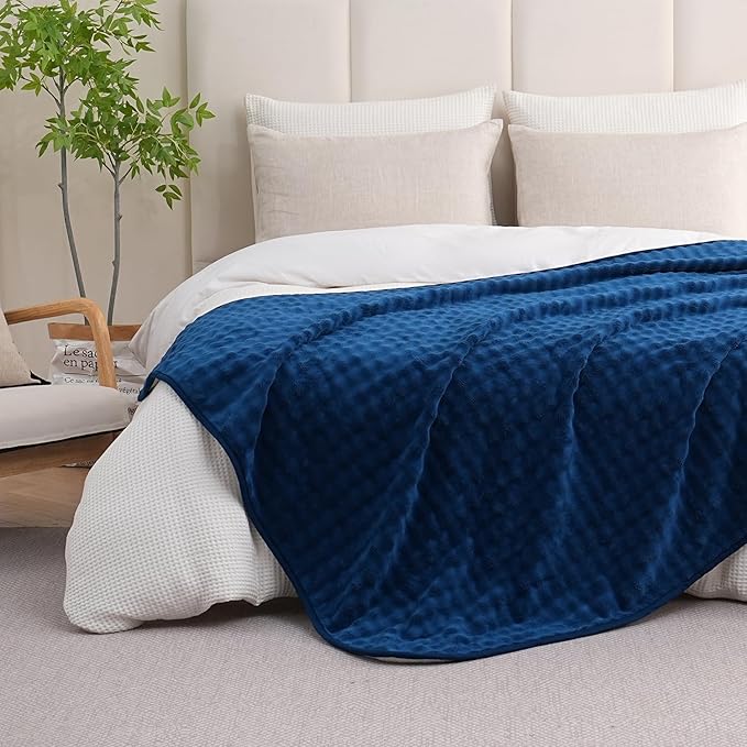 Waterproof Blanket for Bed Couch Sofa Car, Soft Leakproof Dog Blanket - Image 2