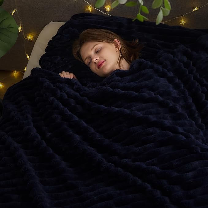 NEWCOSPLAY Super Soft King Blanket Dark Navy Premium Silky Flannel Fleece 3D - Image 2