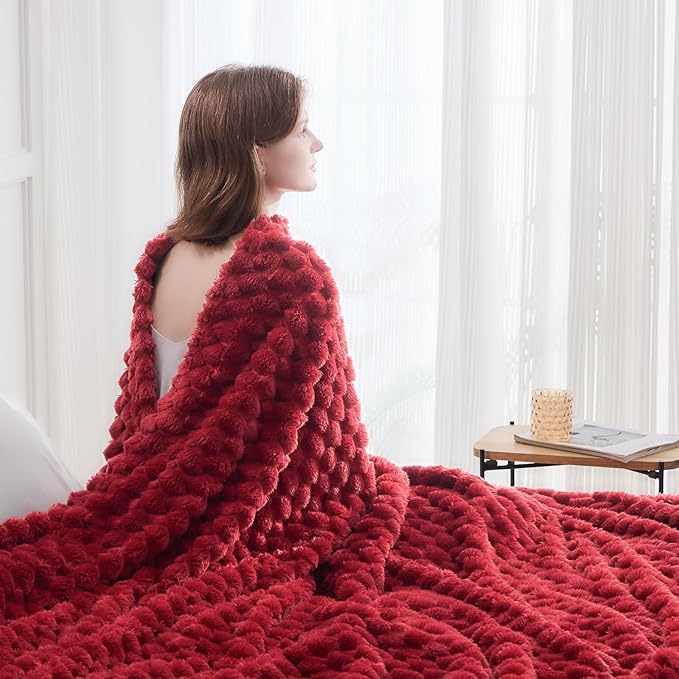 NEWCOSPLAY Super Soft Queen Blanket Red Premium Silky Flannel Fleece 3D Clouds - Image 3