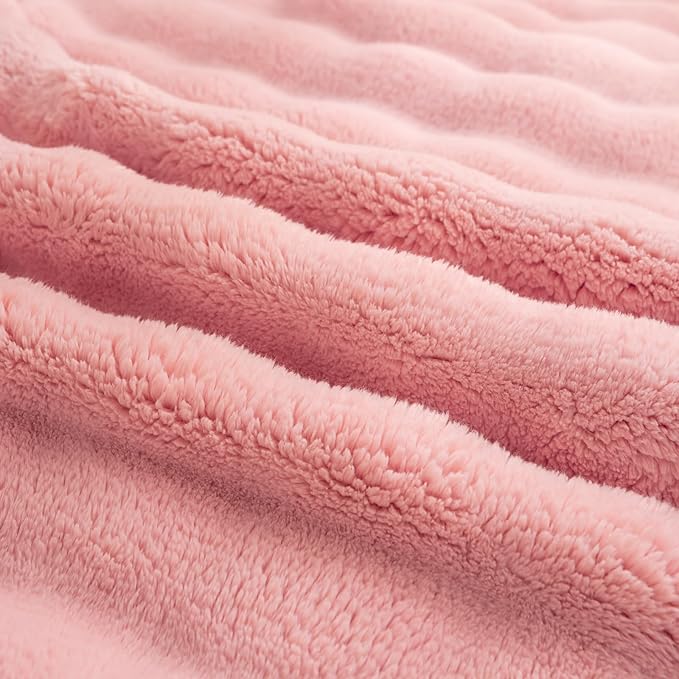 YUSOKI Luxury 3D Bubble Throw Blanket 2lb, All Ages, Home Decoration - Image 9
