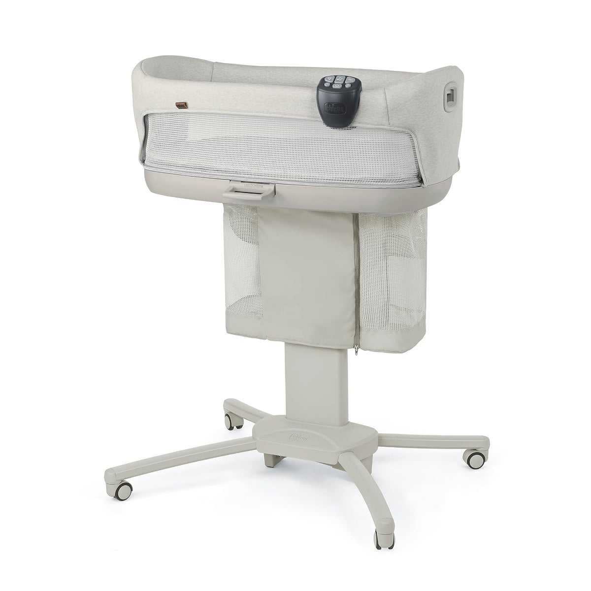 chicco close to you 3-in-1 bedside bassinet with, main product view