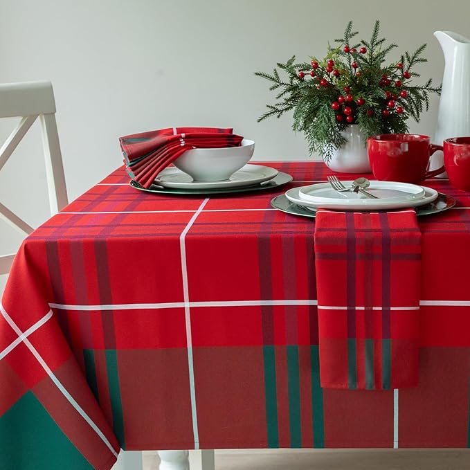 Benson Mills Heavyweight Yarn Dyed Engineered Woven Fabric Plaid Table Cloth by BensonMills