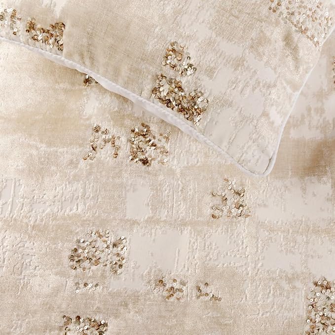 The HomeCentric Ivory Bed Runner Without Pillow Cover, Full Size 68"x18" - Image 3