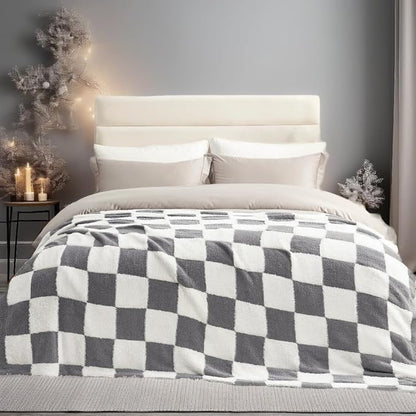 Snuggle Sac Faux Fur Checkered Blanket Twin Size - Image 4