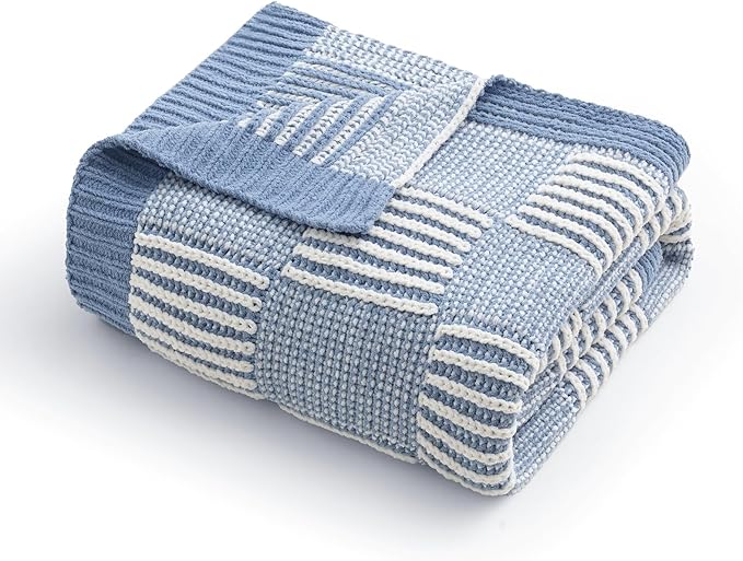 Amélie Home Checkered Knit Throw Blanket - Image 6