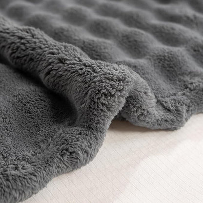YUSOKI Luxury 3D Bubble Throw Blanket 5lb, All Ages, Home Decoration - Image 2