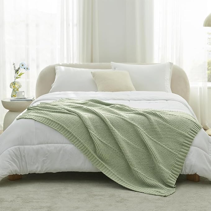 Amélie Home Chevron Chenille Knit Throw Blanket - Image 6