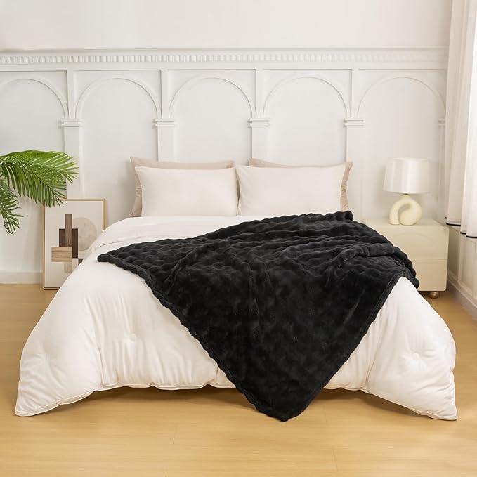 YUSOKI Luxury 3D Bubble Throw Blanket 2lb, All Ages, Home Decoration - Image 4