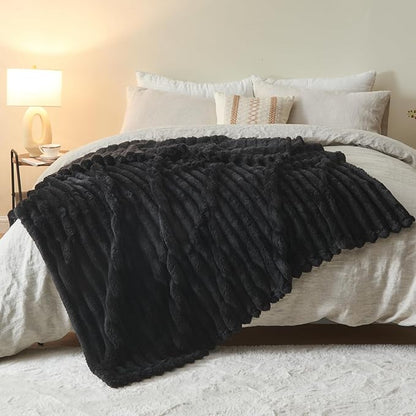 NEWCOSPLAY Super Soft Throw Blanket Black Premium Silky Flannel Fleece 3D - Image 9