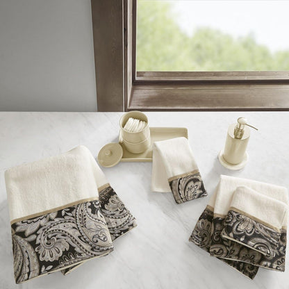 madison park aubrey cotton bath towel set jacquard shown in use