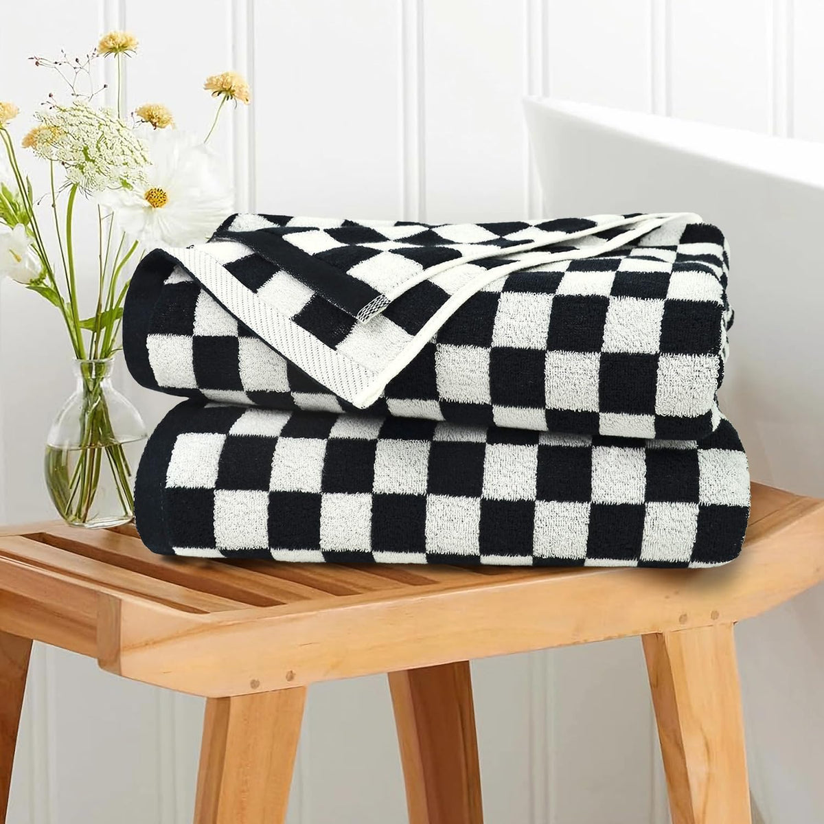 jacquotha black and white checkered cotton bath towels, close-up detail