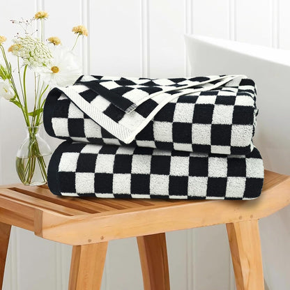 jacquotha black and white checkered cotton bath towels, close-up detail