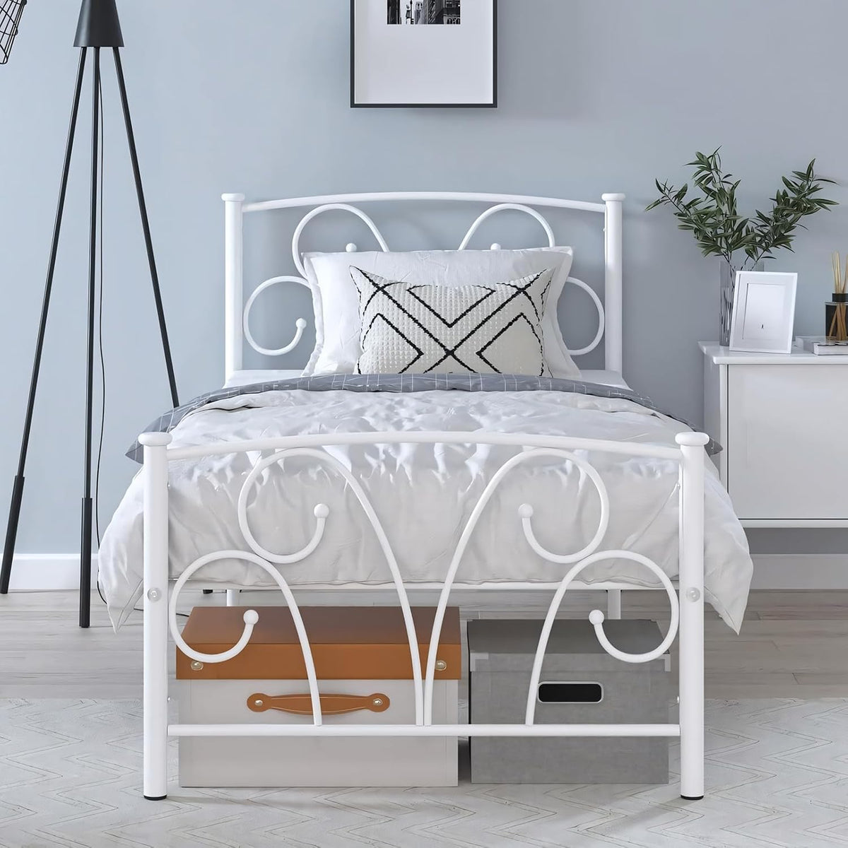 elephance twin bed frame with headboard&footboard metal platform, close-up detail