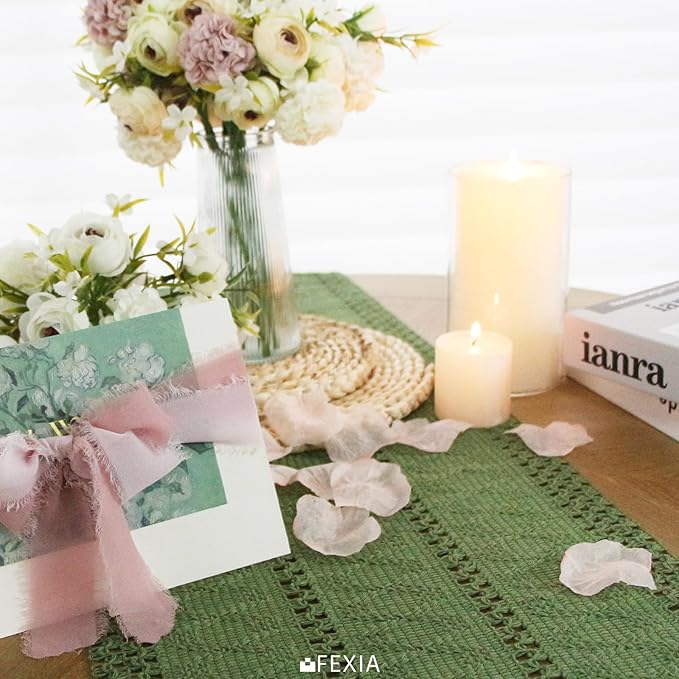 FEXIA Green Table Runner with Tassels - Image 5