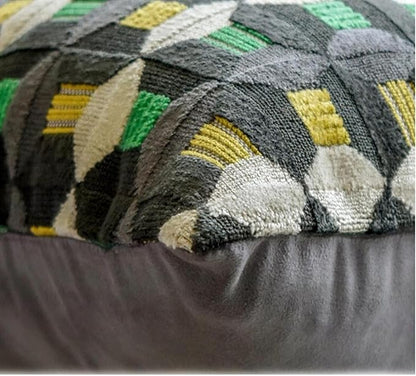 The HomeCentric Green Bed Runner - Image 7