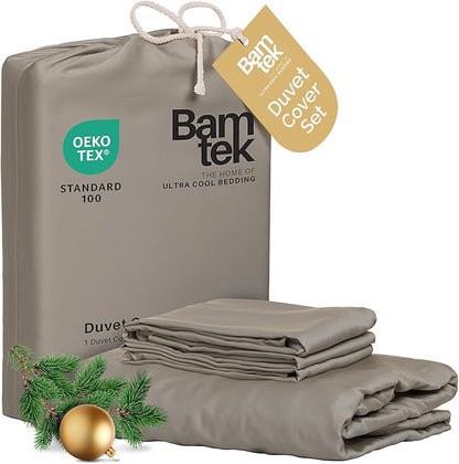 Duvet Cover Set by Bamtek