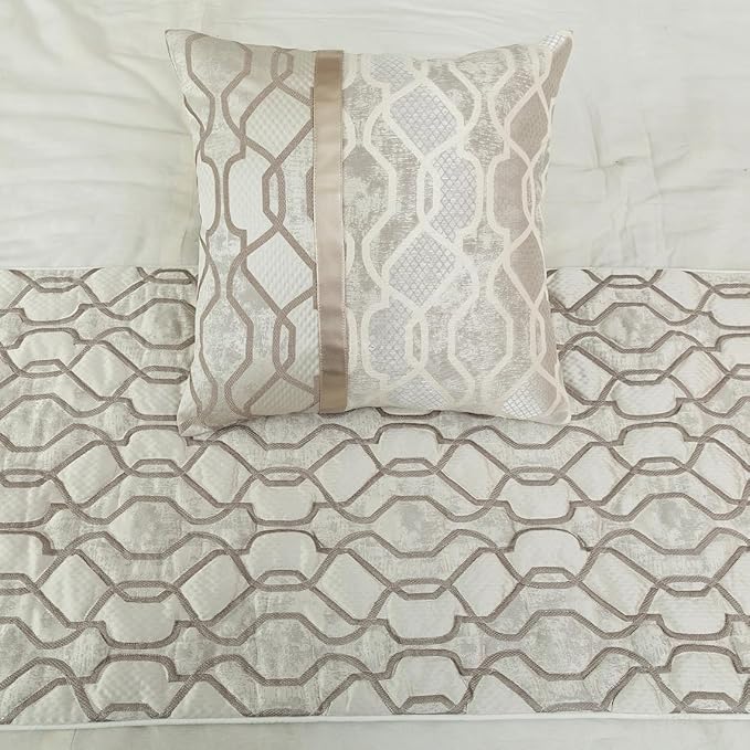 The HomeCentric King/Queen/Twin Ivory & Silver Decorative Queen 74"x18" Bed - Image 5