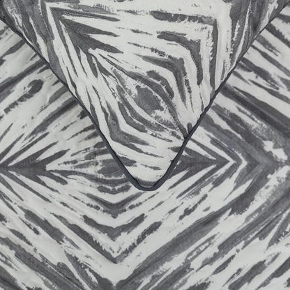 The HomeCentric King/Queen/Twin Grey & White Designer Queen 74"x18" Bed Runner - Image 3