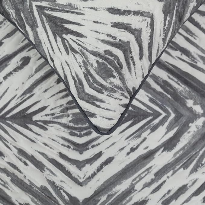 The HomeCentric King/Queen/Twin Grey & White Designer Full 68"x18" Bed Runner - Image 3