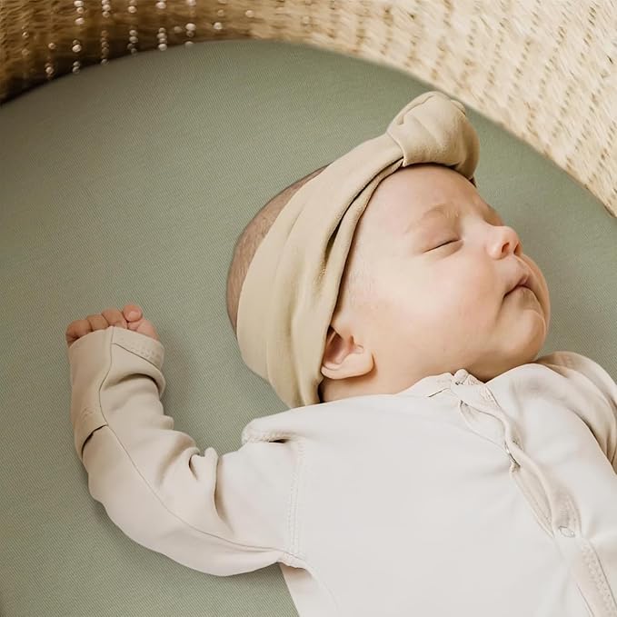 GRSSDER Stretchy Ultra Soft Fitted Bassinet Sheet 2 Pack, Universal Fit - Image 3
