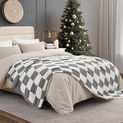 Snuggle Sac Faux Fur Checkered Blanket Twin Size by SnuggleSac